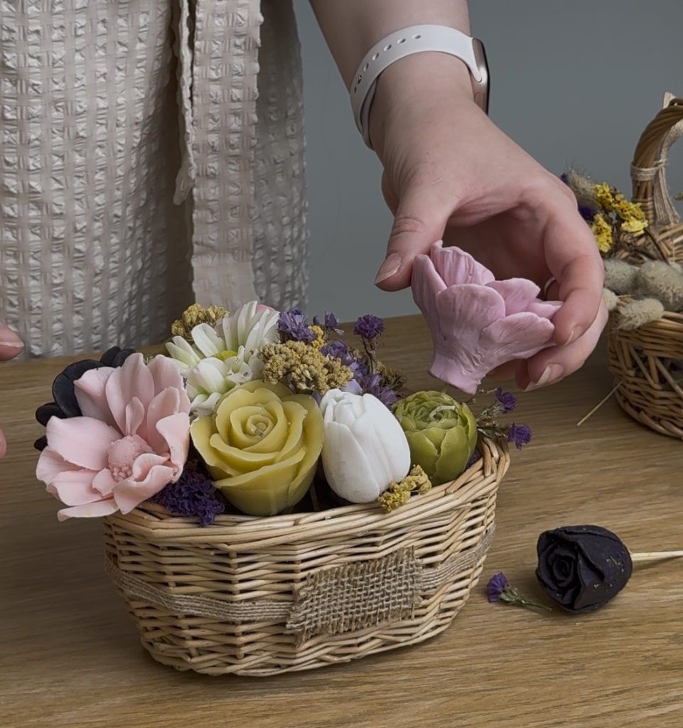 Meistarklase: Sveču un Ziepju ziedu kompozīcija